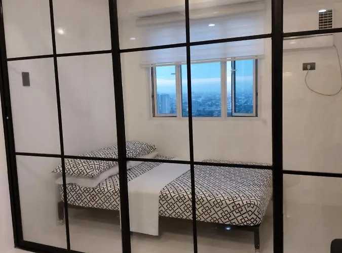 Luxe In Princeton Residences Apartment *