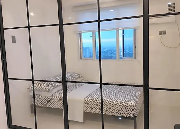 Luxe In Princeton Residences Apartment *
